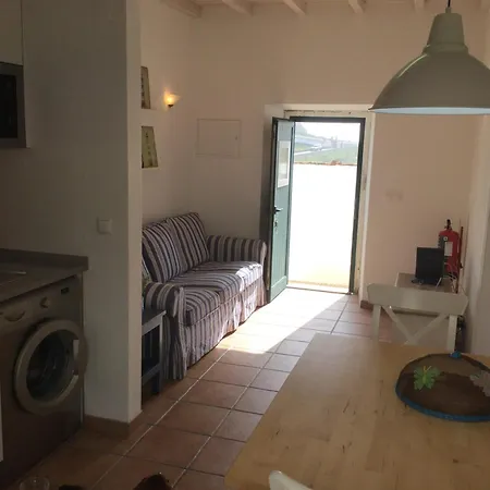 펜션 Casa Azenhas Mar 콜라레스