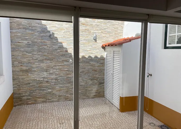 Casa Azenhas Mar 科拉雷斯